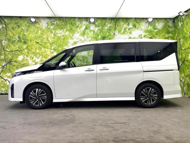 セレナ ハイウェイスターＶ　保証書／ディスプレイオーディオ＋ナビ１２．３インチ／インテリジェントルームミラー／エマージェンシーブレーキ／両側電動スライドドア／アラウンドビューモニター／車線逸脱防止支援システム　全周囲カメラ（2枚目）