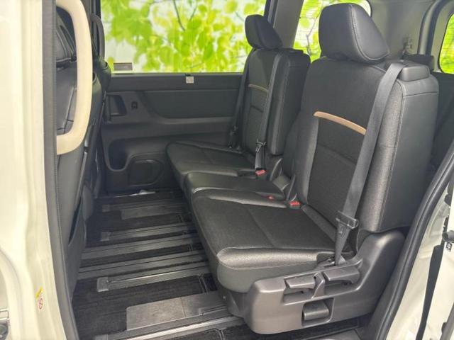 セレナ ハイウェイスターＶ　保証書／ディスプレイオーディオ＋ナビ１２．３インチ／インテリジェントルームミラー／エマージェンシーブレーキ／両側電動スライドドア／アラウンドビューモニター／車線逸脱防止支援システム　全周囲カメラ（7枚目）