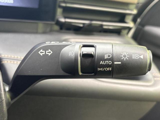 セレナ ハイウェイスターＶ　保証書／ディスプレイオーディオ＋ナビ１２．３インチ／インテリジェントルームミラー／エマージェンシーブレーキ／両側電動スライドドア／アラウンドビューモニター／車線逸脱防止支援システム　全周囲カメラ（16枚目）