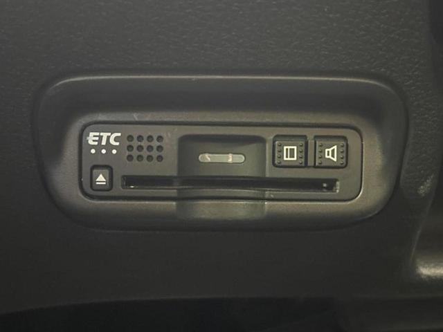 ヴェゼル ハイブリッドＺ・ホンダセンシング　新品タイヤ／保証書／純正　ＳＤナビ／ホンダセンシング／シートヒーター／車線逸脱防止支援システム／シート　ハーフレザー／ドライブレコーダー　純正／ヘッドランプ　ＬＥＤ／ＵＳＢジャック　バックカメラ（25枚目）