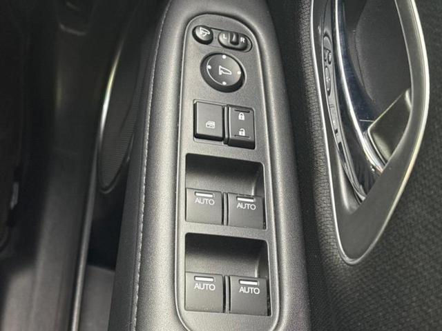 ヴェゼル ハイブリッドＺ・ホンダセンシング　新品タイヤ／保証書／純正　ＳＤナビ／ホンダセンシング／シートヒーター／車線逸脱防止支援システム／シート　ハーフレザー／ドライブレコーダー　純正／ヘッドランプ　ＬＥＤ／ＵＳＢジャック　バックカメラ（28枚目）