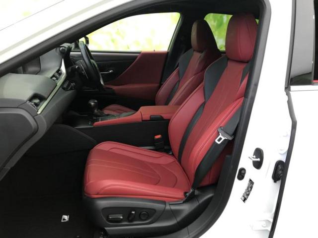 「この車の写真をもっと見たい」「状態が気になる」「この装備はついている？」どんな小さな疑問でもお気軽にお問い合わせください！