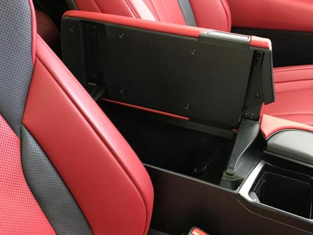 ＷＥＣＡＲＳではほぼ毎日新しい在庫車両を入荷しております！お客様のこだわりを叶える１台がきっとＷＥＣＡＲＳにあるはずです！