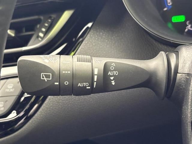 国産車から輸入車まで多様なお客様のニーズのお応えできるように、全国規模で豊富な在庫展開！車のことならＷＥＣＡＲＳへ！