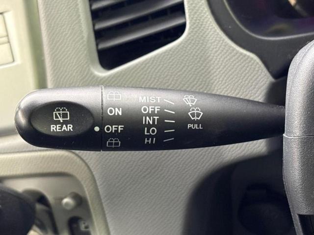 ワゴンＲ ＦＸリミテッド　新品タイヤ／保証書／ＥＢＤ付ＡＢＳ／エアバッグ　運転席／エアバッグ　助手席／パワーウインドウ／エンジンスタートボタン／キーレスエントリー／オートエアコン／パワーステアリング／盗難防止システム　記録簿（13枚目）