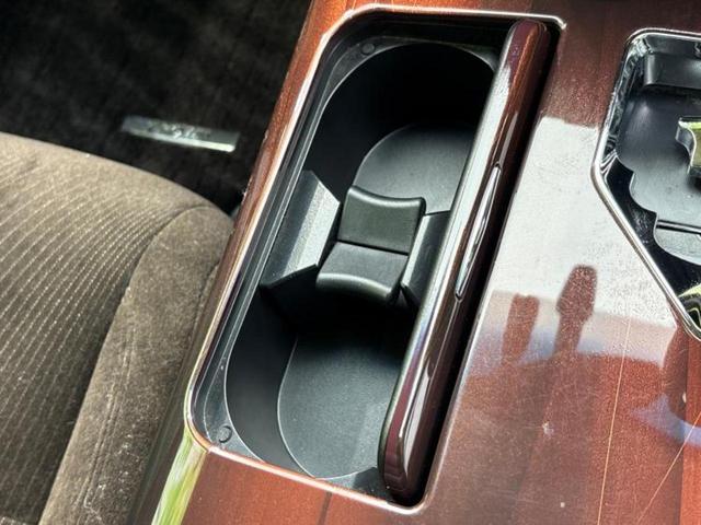 クラウンハイブリッド ハイブリッドロイヤルサルーンG 新品タイヤ/保証書/純正 8インチ ナビ/シートヒーター/ヘッドランプ LED/USBジャック/Bluetooth接続/ETC/EBD付ABS/横滑り防止装置/アイドリングストップ バックカメラ(45枚目)