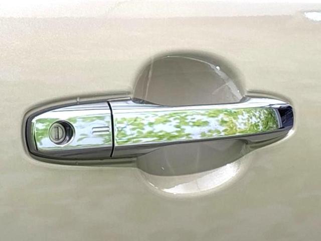 ライズ Ｚ　純正　９インチ　メモリーナビ／スマートアシスト（トヨタ・ダイハツ）／シートヒーター　前席／パノラミックビューモニター／車線逸脱防止支援システム／ヘッドランプ　ＬＥＤ／ＵＳＢジャック　全周囲カメラ（36枚目）