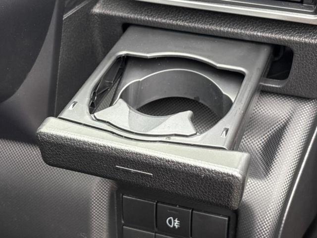 ライズ Ｚ　純正　９インチ　メモリーナビ／スマートアシスト（トヨタ・ダイハツ）／シートヒーター　前席／パノラミックビューモニター／車線逸脱防止支援システム／ヘッドランプ　ＬＥＤ／ＵＳＢジャック　全周囲カメラ（51枚目）