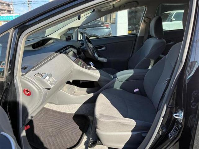 プリウス Sツーリングセレクション 新品タイヤ/純正 SDナビ/Bluetooth接続/ETC/EBD付ABS/ワンセグTV/アルミホイール 純正 17インチ/パワーウインドウ/エンジンスタートボタン/スマートキー/オートエアコン(6枚目)