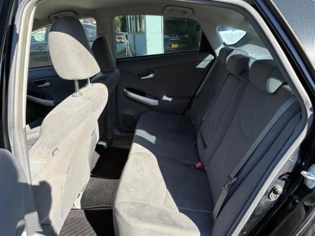 プリウス Sツーリングセレクション 新品タイヤ/純正 SDナビ/Bluetooth接続/ETC/EBD付ABS/ワンセグTV/アルミホイール 純正 17インチ/パワーウインドウ/エンジンスタートボタン/スマートキー/オートエアコン(7枚目)