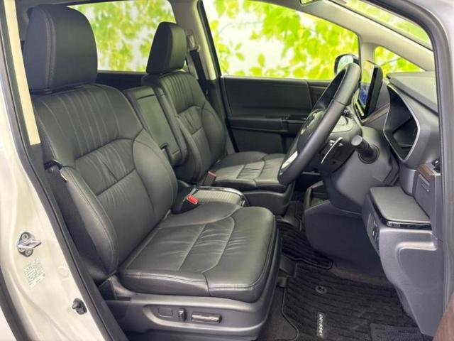 オデッセイハイブリッド eHEVアブソルート・EX 純正 11インチ メモリーナビ/フリップダウンモニター 純正 15.6インチ/ホンダセンシング/両側電動スライドドア/シートヒーター/マルチビューカメラシステム/車線逸脱防止支援システム 革シート(4枚目)