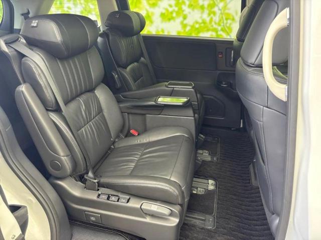 オデッセイハイブリッド eHEVアブソルート・EX 純正 11インチ メモリーナビ/フリップダウンモニター 純正 15.6インチ/ホンダセンシング/両側電動スライドドア/シートヒーター/マルチビューカメラシステム/車線逸脱防止支援システム 革シート(5枚目)