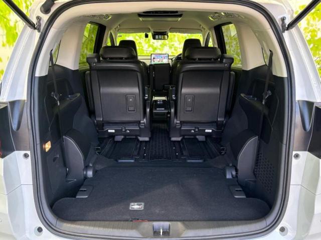 オデッセイハイブリッド eHEVアブソルート・EX 純正 11インチ メモリーナビ/フリップダウンモニター 純正 15.6インチ/ホンダセンシング/両側電動スライドドア/シートヒーター/マルチビューカメラシステム/車線逸脱防止支援システム 革シート(20枚目)