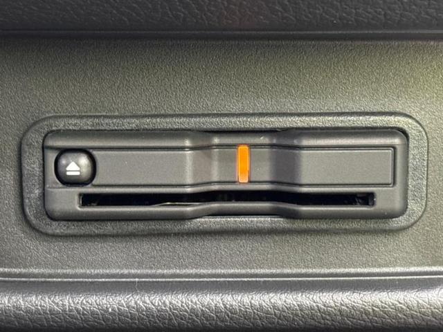 オデッセイハイブリッド eHEVアブソルート・EX 純正 11インチ メモリーナビ/フリップダウンモニター 純正 15.6インチ/ホンダセンシング/両側電動スライドドア/シートヒーター/マルチビューカメラシステム/車線逸脱防止支援システム 革シート(29枚目)