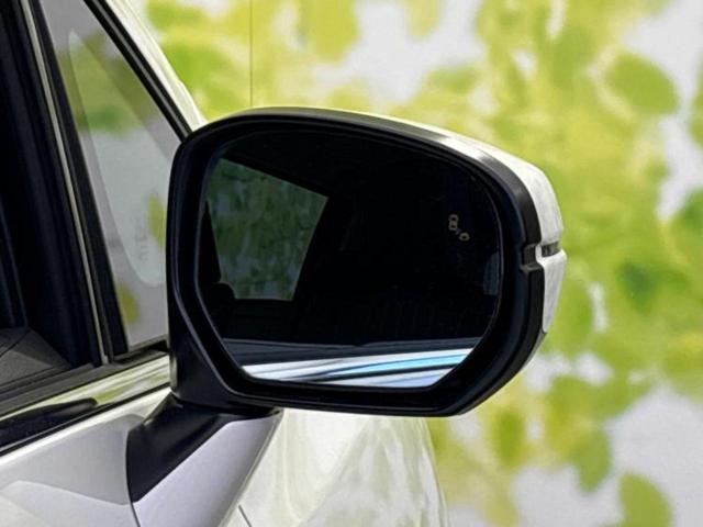 オデッセイハイブリッド eHEVアブソルート・EX 純正 11インチ メモリーナビ/フリップダウンモニター 純正 15.6インチ/ホンダセンシング/両側電動スライドドア/シートヒーター/マルチビューカメラシステム/車線逸脱防止支援システム 革シート(39枚目)