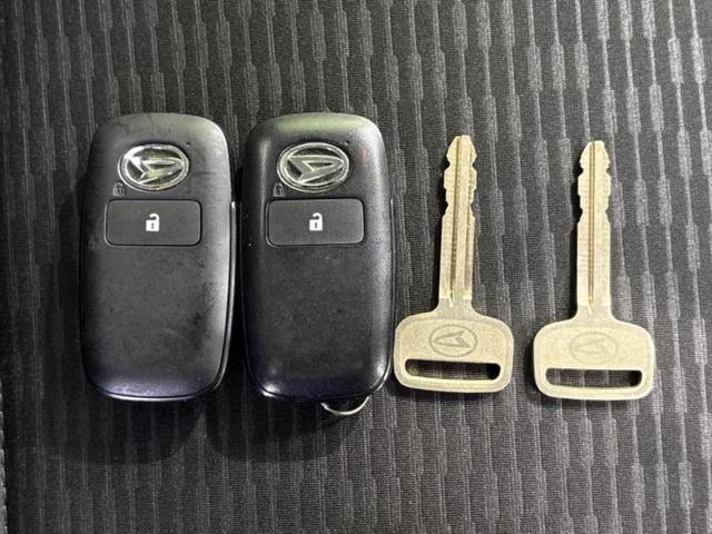 ハイゼットトラック ４ＷＤジャンボエクストラ　新品タイヤ／保証書／ディスプレイオーディオ９インチ／デジタルインナーミラー／衝突安全装置／車線逸脱防止支援システム／ドライブレコーダー　純正／ヘッドランプ　ＬＥＤ／Ｂｌｕｅｔｏｏｔｈ接続　バックカメラ（38枚目）