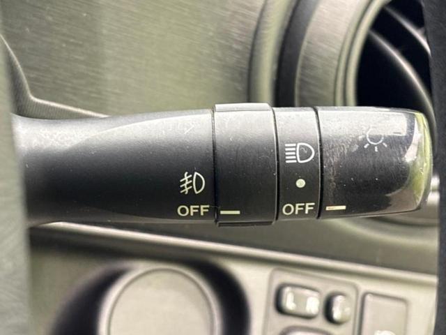 アクア Ｓ　新品タイヤ／保証書／純正　ＳＤナビ／ヘッドランプ　ＨＩＤ／Ｂｌｕｅｔｏｏｔｈ接続／ＥＢＤ付ＡＢＳ／横滑り防止装置／アイドリングストップ／ワンセグＴＶ／エアバッグ　運転席／エアバッグ　助手席（14枚目）