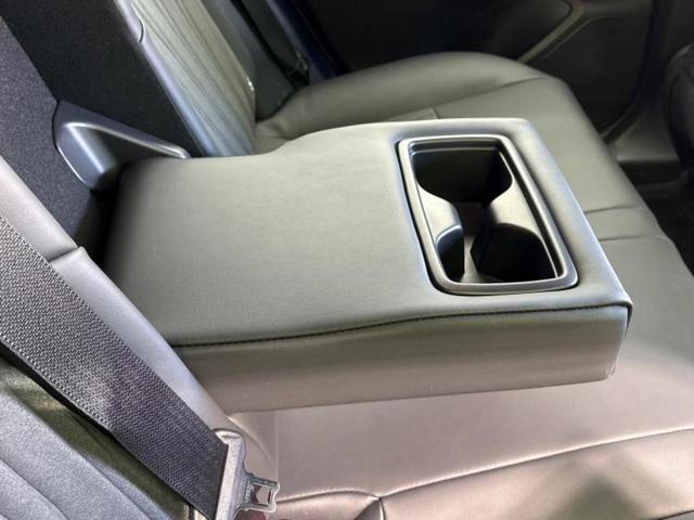 ハリアーハイブリッド Ｚ　新品タイヤ／ＪＢＬ／保証書／ディスプレイオーディオ１２．３インチ／デジタルインナーミラー／トヨタセーフティセンス／全方位モニター／車線逸脱防止支援システム／シート　ハーフレザー／電動バックドア　ＴＶ（32枚目）