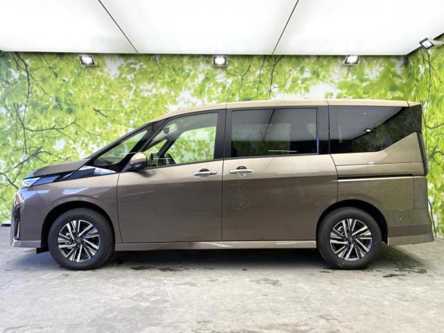 セレナ ４ＷＤ　ｅ－４ＯＲＣＥハイウェイスターＶ　保証書／純正　１２．３インチ　メモリーナビ／インテリジェントルームミラー／エマージェンシーブレーキ／両側電動スライドドア／シートヒーター　全席／アラウンドビューモニター／車線逸脱防止支援システム（2枚目）