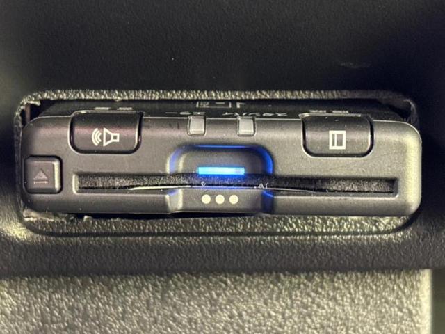 Ｎ－ＢＯＸカスタム ターボ　新品タイヤ／保証書／純正　８インチ　メモリーナビ／ホンダセンシング／両側電動スライドドア／シートヒーター／車線逸脱防止支援システム／ドライブレコーダー　前後／ヘッドランプ　ＬＥＤ／ＵＳＢジャック（26枚目）