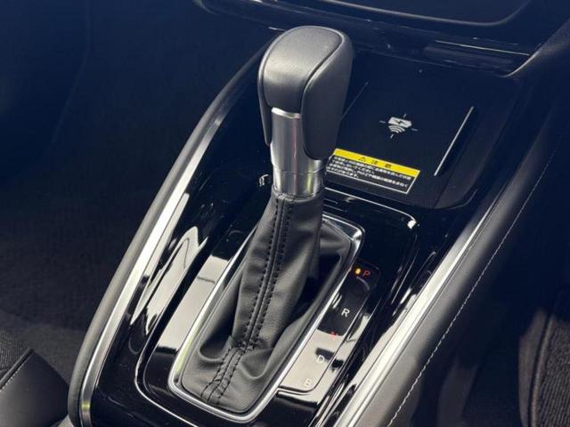 ヴェゼル ｅＨＥＶ　Ｚ　保証書／ディスプレイオーディオ＋ナビ９インチ／ホンダセンシング／シートヒーター　前席／車線逸脱防止支援システム／電動バックドア／ドライブレコーダー　前後／ヘッドランプ　ＬＥＤ　衝突被害軽減システム（17枚目）