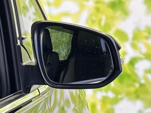 エスクァイア Ｇｉプレミアムパッケージブラックテーラード　新品タイヤ／純正エアロ／保証書／純正　９インチ　ＳＤナビ／衝突安全装置／両側電動スライドドア／シートヒーター　前席／車線逸脱防止支援システム／シート　ハーフレザー／ドライブレコーダー　純正　フルエアロ（39枚目）