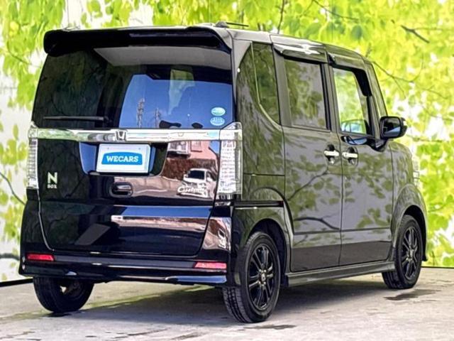 N-BOXカスタム SSブラックスタイルパッケージ 純正 8インチ SDナビ/シティーブレーキアクティブシステム(ホンダ)/両側電動スライドドア/シートヒーター 前席/ドライブレコーダー 社外/ヘッドランプ LED/Bluetooth接続 バックカメラ(3枚目)