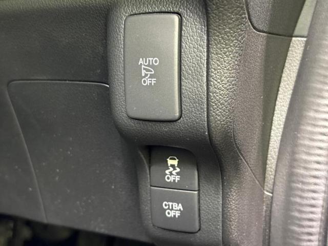 N-BOXカスタム SSブラックスタイルパッケージ 純正 8インチ SDナビ/シティーブレーキアクティブシステム(ホンダ)/両側電動スライドドア/シートヒーター 前席/ドライブレコーダー 社外/ヘッドランプ LED/Bluetooth接続 バックカメラ(29枚目)