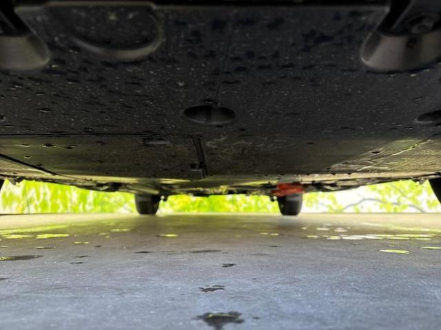 シエンタ ハイブリッドＺ　保証書／ディスプレイオーディオ＋ナビ１０インチ／衝突安全装置／両側電動スライドドア／シートヒーター　前席／車線逸脱防止支援システム／ヘッドランプ　ＬＥＤ／ＵＳＢジャック　衝突被害軽減システム　禁煙車（47枚目）