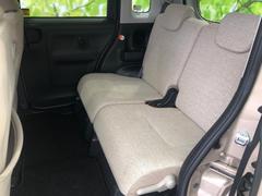ＷＥＣＡＲＳでは各商談席に大型モニターをご用意しております！見やすい大画面でゆったりと全国の在庫をご覧いただけます！是非ご来店お待ちしております！ 7