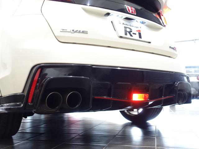 シビック タイプＲ　７５０台限定車　ｂｒｅｍｂｏ製キャリパー　ＴＹＰＥＲ専用シート　ＬＥＤヘッドライト　クルーズコントロール（15枚目）