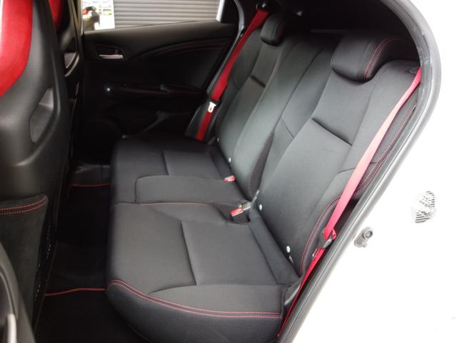 シビック タイプＲ　７５０台限定車　ｂｒｅｍｂｏ製キャリパー　ＴＹＰＥＲ専用シート　ＬＥＤヘッドライト　クルーズコントロール（25枚目）