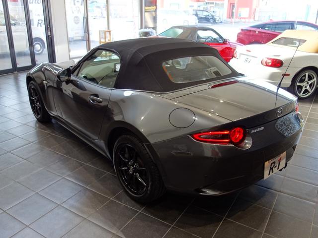 ロードスター Sスペシャルパッケージ ユーザー買取 6MT マツダコネクト USB端子×2 AUX端子 トルセンLSD ブラックメタリックAW OPカラー(マシーングレープレミアムM) ETC(9枚目)