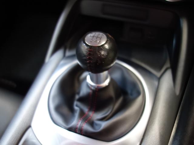 ロードスター Sスペシャルパッケージ ユーザー買取 6MT マツダコネクト USB端子×2 AUX端子 トルセンLSD ブラックメタリックAW OPカラー(マシーングレープレミアムM) ETC(17枚目)