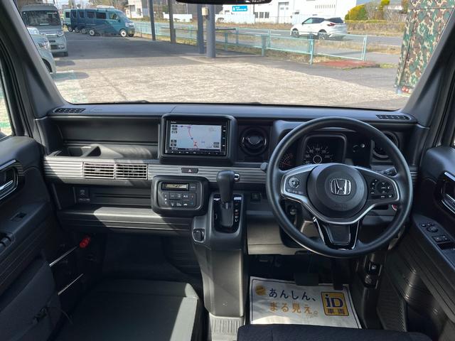 Ｎ－ＶＡＮ＋スタイル ファン・ターボホンダセンシング　軽キャンパー仕様　ポータブル電源仕様　運転席回転シート　ベッドマット　テーブル　ＬＥＤ照明　ホンダセンシング　純正ＳＤナビ　バックカメラ　ＥＴＣ　ドライブレコーダー（3枚目）