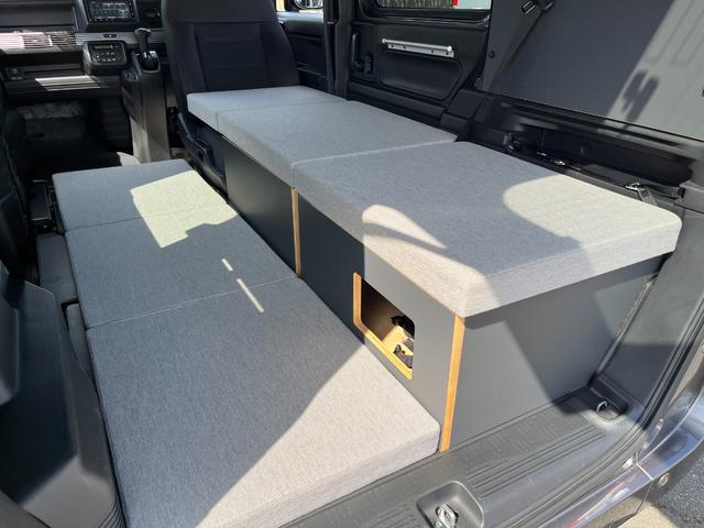 Ｎ－ＶＡＮ＋スタイル ファン・ターボホンダセンシング　軽キャンパー仕様　ポータブル電源仕様　運転席回転シート　ベッドマット　テーブル　ＬＥＤ照明　ホンダセンシング　純正ＳＤナビ　バックカメラ　ＥＴＣ　ドライブレコーダー（10枚目）