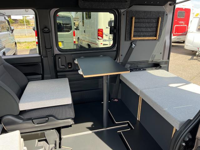 Ｎ－ＶＡＮ＋スタイル ファン・ターボホンダセンシング　軽キャンパー仕様　ポータブル電源仕様　運転席回転シート　ベッドマット　テーブル　ＬＥＤ照明　ホンダセンシング　純正ＳＤナビ　バックカメラ　ＥＴＣ　ドライブレコーダー（11枚目）