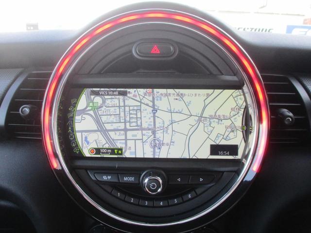 ＭＩＮＩ クーパー　／走行７９，０００ｋｍ／純正ナビ／Ｂｌｕｅｔｏｏｔｈ／ＵＳＢ＆ＡＵＸ／ＬＥＤヘッドライト／ＬＥＤフォグ／社外１５ＡＷ／ＥＴＣ／革巻ステア／クルコン／ＡＵＴＯエアコン／ＭＴモード／ＰＶガラス／Ｔチェーン（14枚目）