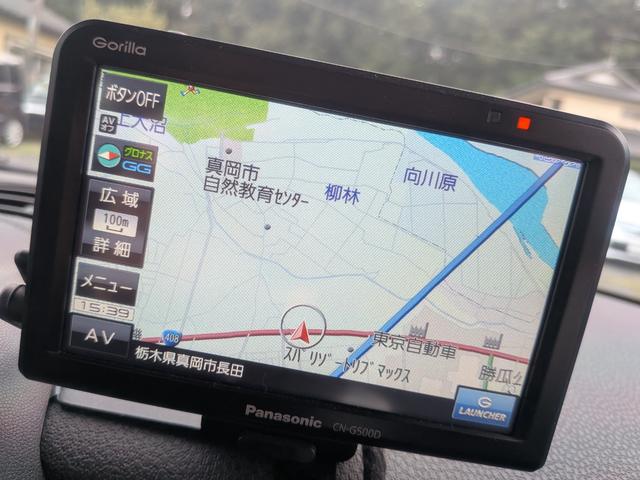 ＭＩＮＩ クーパー　クラブマン　／記録簿／走行距離３９０００ｋｍ／車検：２年付／社外ナビ／ワンセグ／ＥＴＣ／本革巻ステアリング／パドルシフト／ＡＵＴＯエアコン／マニュアルモード／タイミングチェーン（3枚目）