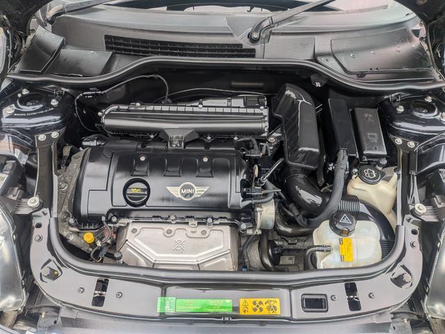 ＭＩＮＩ クーパー　クラブマン　／記録簿／走行距離３９０００ｋｍ／車検：２年付／社外ナビ／ワンセグ／ＥＴＣ／本革巻ステアリング／パドルシフト／ＡＵＴＯエアコン／マニュアルモード／タイミングチェーン（41枚目）
