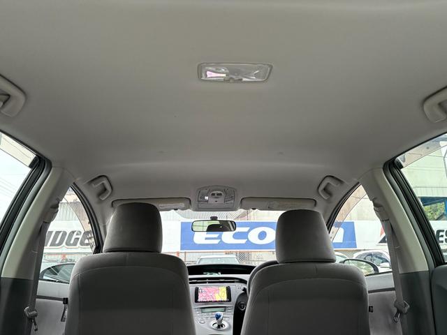 プリウス Ｓ　／寒冷地仕様車／車検：２年付／イクリプスナビ／Ｂｌｕｅｔｏｏｔｈ接続／フルセグ視聴／ＤＶＤ再生／ミュージックサーバー／社外１５ＡＷ／スマートキー／ＡＵＴＯエアコン／タイミングチェーン（11枚目）