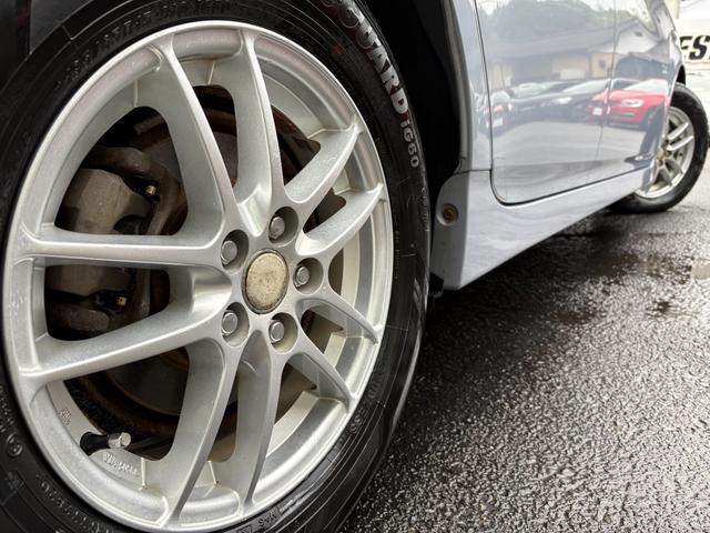 プリウス Ｓ　／寒冷地仕様車／車検：２年付／イクリプスナビ／Ｂｌｕｅｔｏｏｔｈ接続／フルセグ視聴／ＤＶＤ再生／ミュージックサーバー／社外１５ＡＷ／スマートキー／ＡＵＴＯエアコン／タイミングチェーン（17枚目）