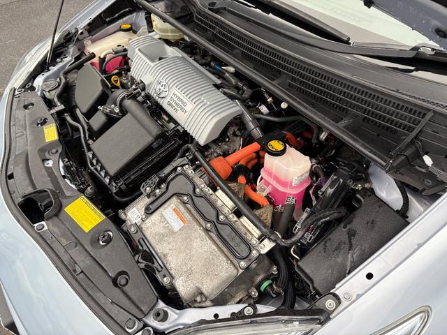 プリウス Ｓ　／寒冷地仕様車／車検：２年付／イクリプスナビ／Ｂｌｕｅｔｏｏｔｈ接続／フルセグ視聴／ＤＶＤ再生／ミュージックサーバー／社外１５ＡＷ／スマートキー／ＡＵＴＯエアコン／タイミングチェーン（42枚目）