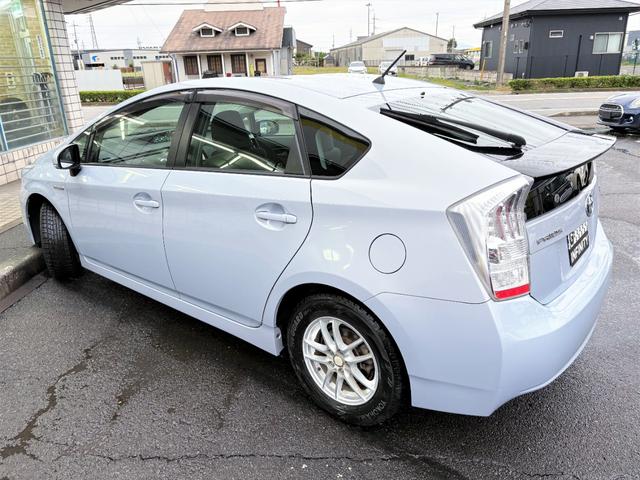 プリウス Ｓ　／寒冷地仕様車／車検：２年付／イクリプスナビ／Ｂｌｕｅｔｏｏｔｈ接続／フルセグ視聴／ＤＶＤ再生／ミュージックサーバー／社外１５ＡＷ／スマートキー／ＡＵＴＯエアコン／タイミングチェーン（49枚目）