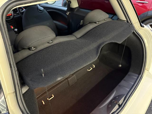 MINI クーパー /6MT/後期型/車検:2年付/純正15インチアルミホイール/フロント&リアフォグ/本革巻ステア/AUTOエアコン/純正オーディオ/AUX接続/キーレス/タイミングチェーン(33枚目)
