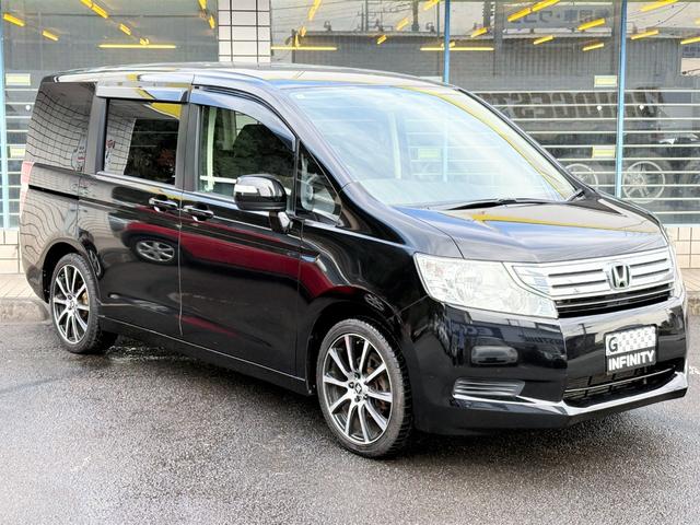 ステップワゴン G HIDエディション /特別仕様車/車検:2年付/両側電動スライドドア/フリップダウンモニター/純正ナビ/バックカメラ/ワンセグ/DVD再生/社外18AW/HID/ETC/AUTOエアコン/タイミングチェーン(14枚目)