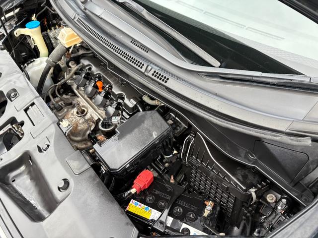 ステップワゴン G HIDエディション /特別仕様車/車検:2年付/両側電動スライドドア/フリップダウンモニター/純正ナビ/バックカメラ/ワンセグ/DVD再生/社外18AW/HID/ETC/AUTOエアコン/タイミングチェーン(44枚目)