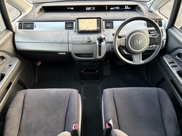 ステップワゴン G HDDナビ スマートスタイルエディション /後期型/特別仕様車/車検:2年付/両側電動スライドドア/フリップダウンモニター/純正ナビ/バックカメラ/DVD可/AUTOエアコン/スマートキー/タイミングチェーン(6枚目)