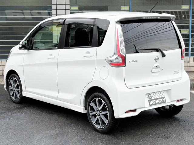 デイズ ハイウェイスター Gターボ /後期型/車検:2年付/走行距離:53000km/アラウンドビューモニター/専用15インチアルミホイール/HIDヘッドライト/フロントフォグ/ETC/スマキー/革巻ステア/AUTOエアコン/Tチェーン(13枚目)