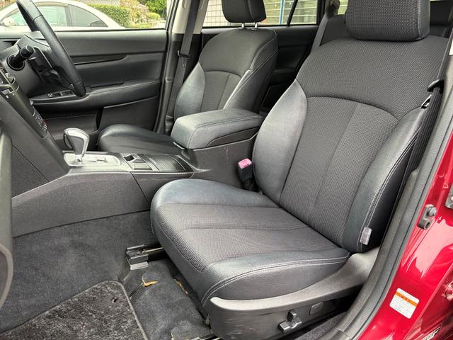 レガシィツーリングワゴン 2.5i Bスポーツアイサイト Gパッケージ /後期型/特別仕様車/4WD/アイサイト/車検:2年付/電動シート+ハーフレザー/カロッツェリアナビ/バックカメラ/Bluetooth/フルセグ/純正17AW/HIDヘッドライト/ETC/Tチェーン(8枚目)